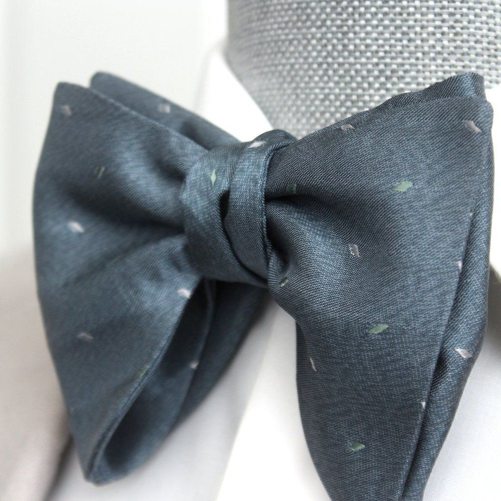 NWT Men's Self tied Bow Tie Dusty Blue Silk Butterfly Bowtie big bow tie S549